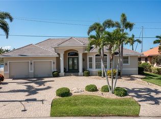 1326 San Mateo Dr, Punta Gorda, FL 33950