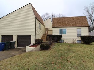 5883 Forest Hills Blvd, Columbus, OH 43231