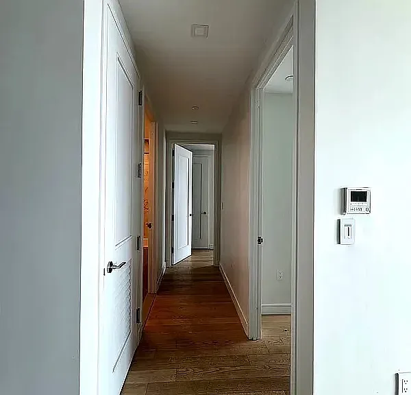45-30 Pearson St #9C — Photo 7