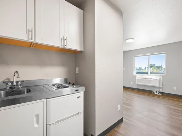 Richland Studios, 2153 Stevens Dr #206990e95, Richland, WA 99354