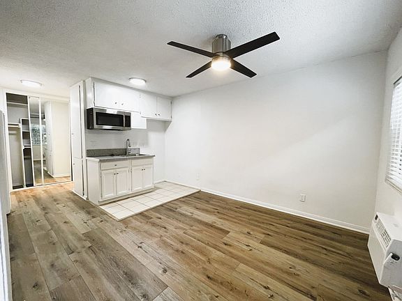 2nd image of 1825 Beloit Ave #6802