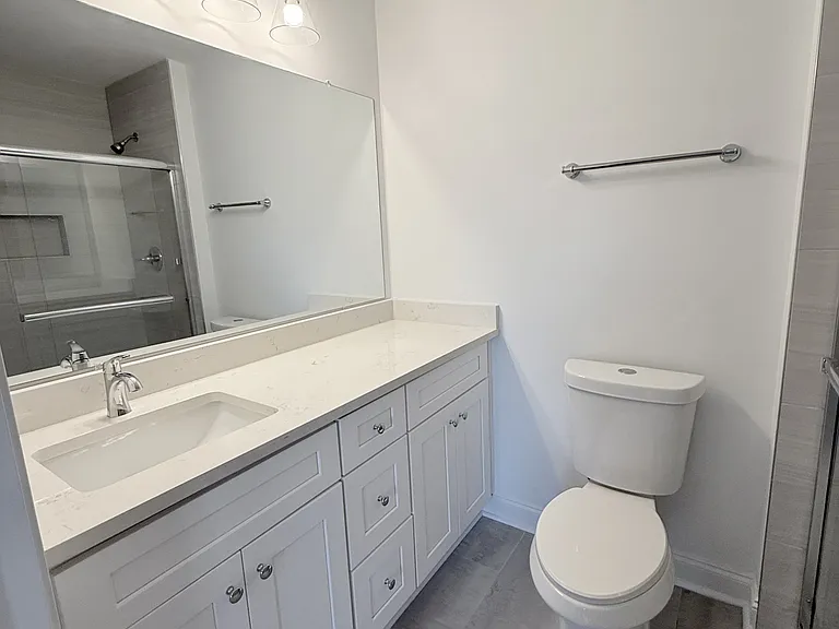861 Maxine Ct #4B — Photo 19