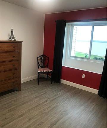 4th image of 114 Harbor Dr Unit 216