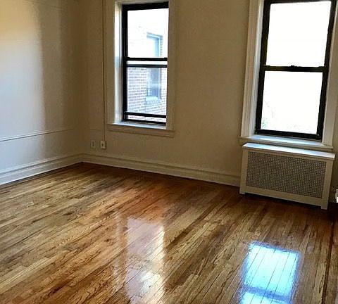 2nd image of 850 E 31st St APT D11