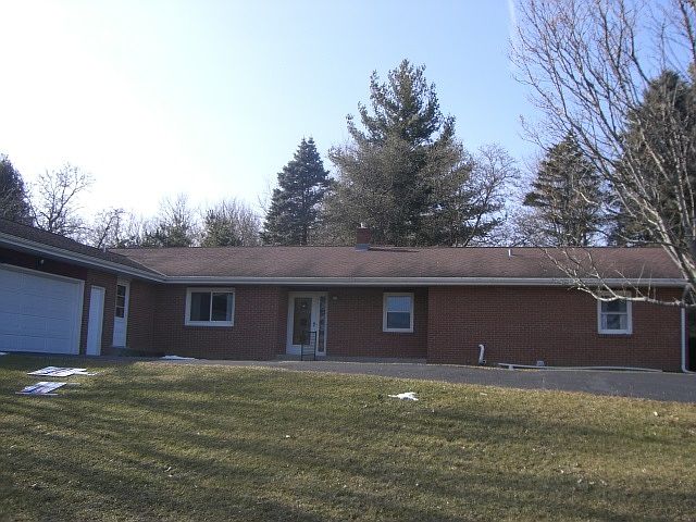 1st image of 4084 Shorewood Dr