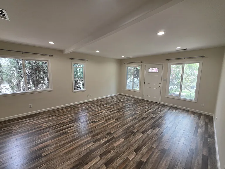 1250 S Orange St — Photo 19
