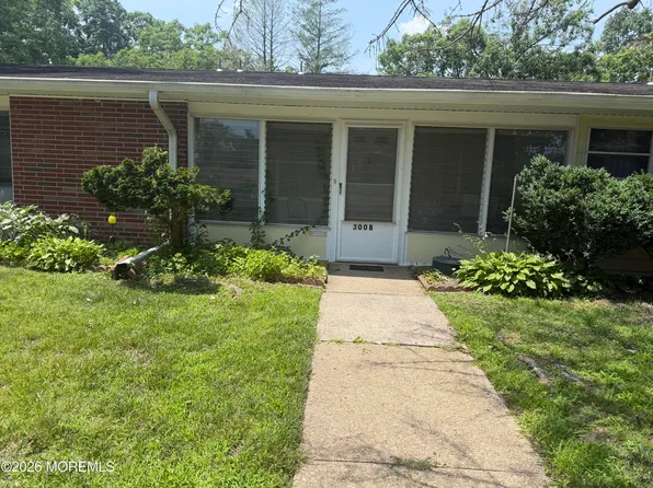 300B W Malvern Court #B, Lakewood, NJ 08701