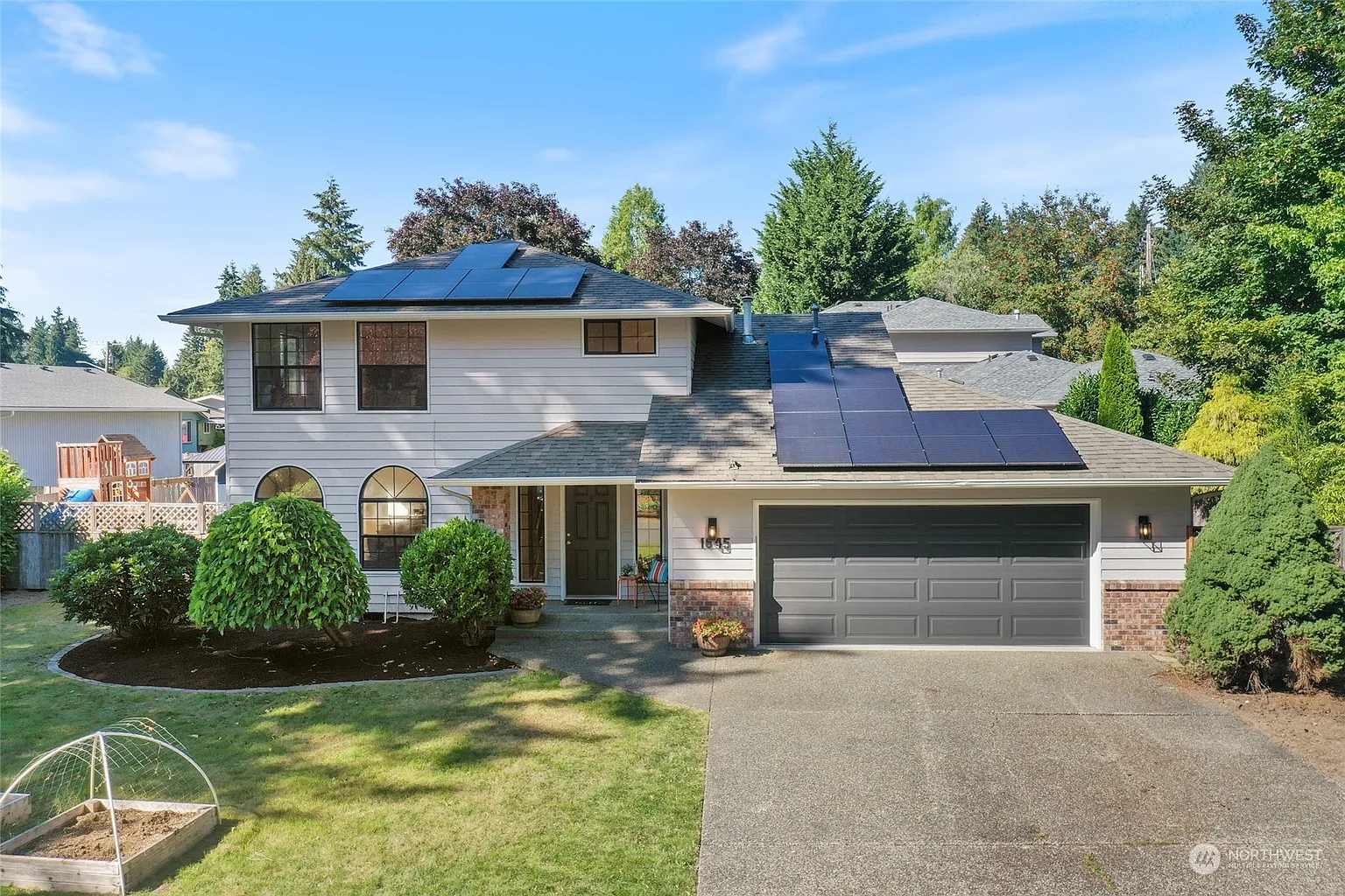 1845 Centerwood Drive SE photo 1