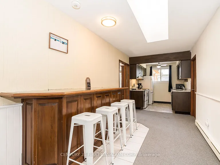 7585 Biddulph St — Photo 5