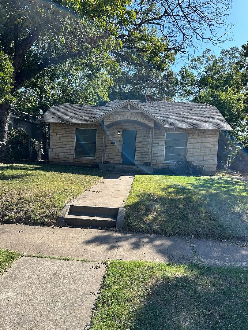 Large 3 bed 2 bath newly renovated — Photo 1