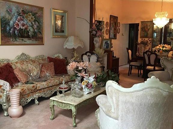 4th image of 1615 SE Ocean Ln