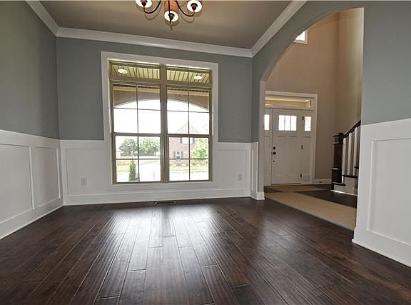 2nd image of 2206 Clays Mill Dr