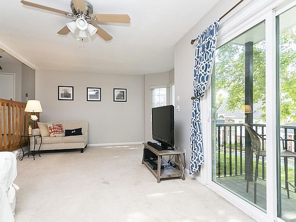 2nd image of 121 Tall Oaks Dr Unit M