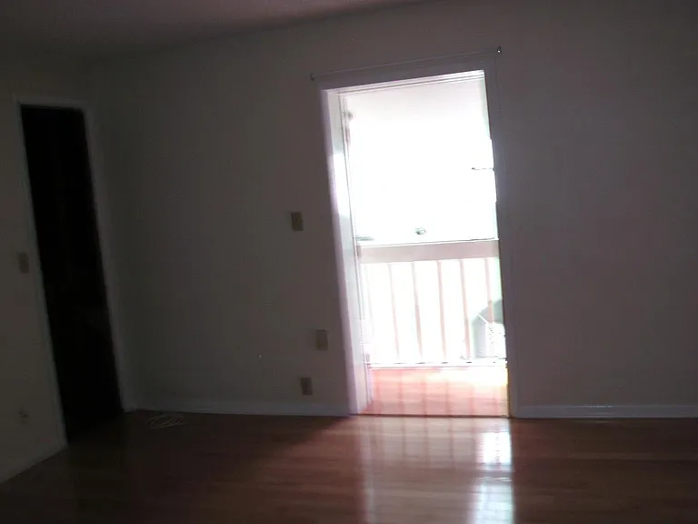 110 N Tampania Ave #B — Photo 12