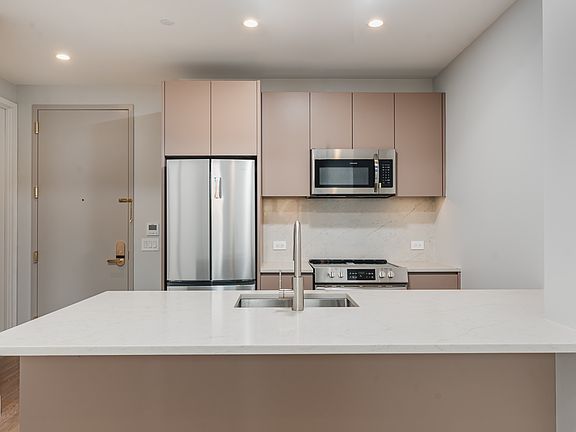 3rd image of 262 9th St #404