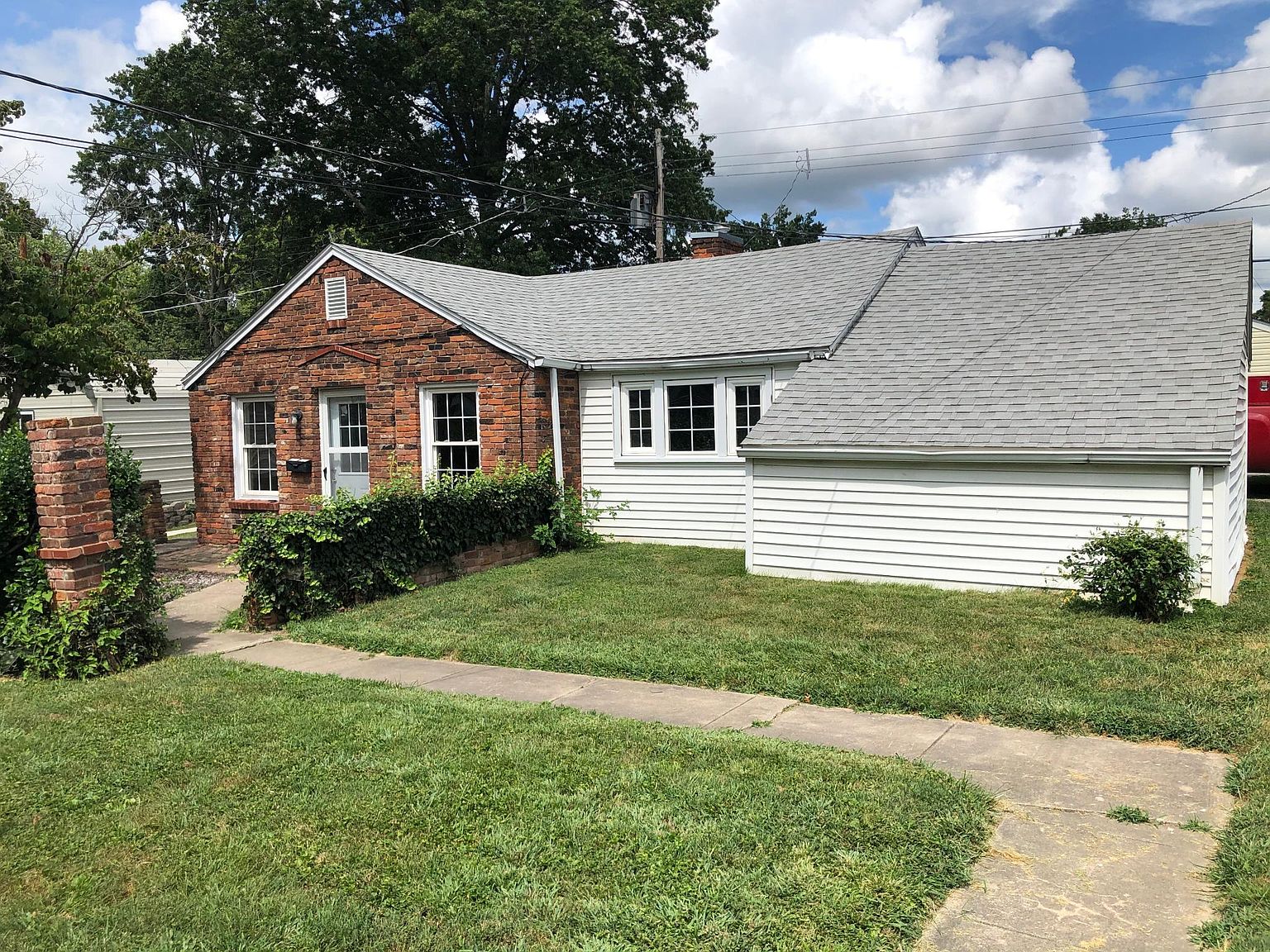 1112 McKinley Blvd REAR R, Alton, IL 62002 | Zillow