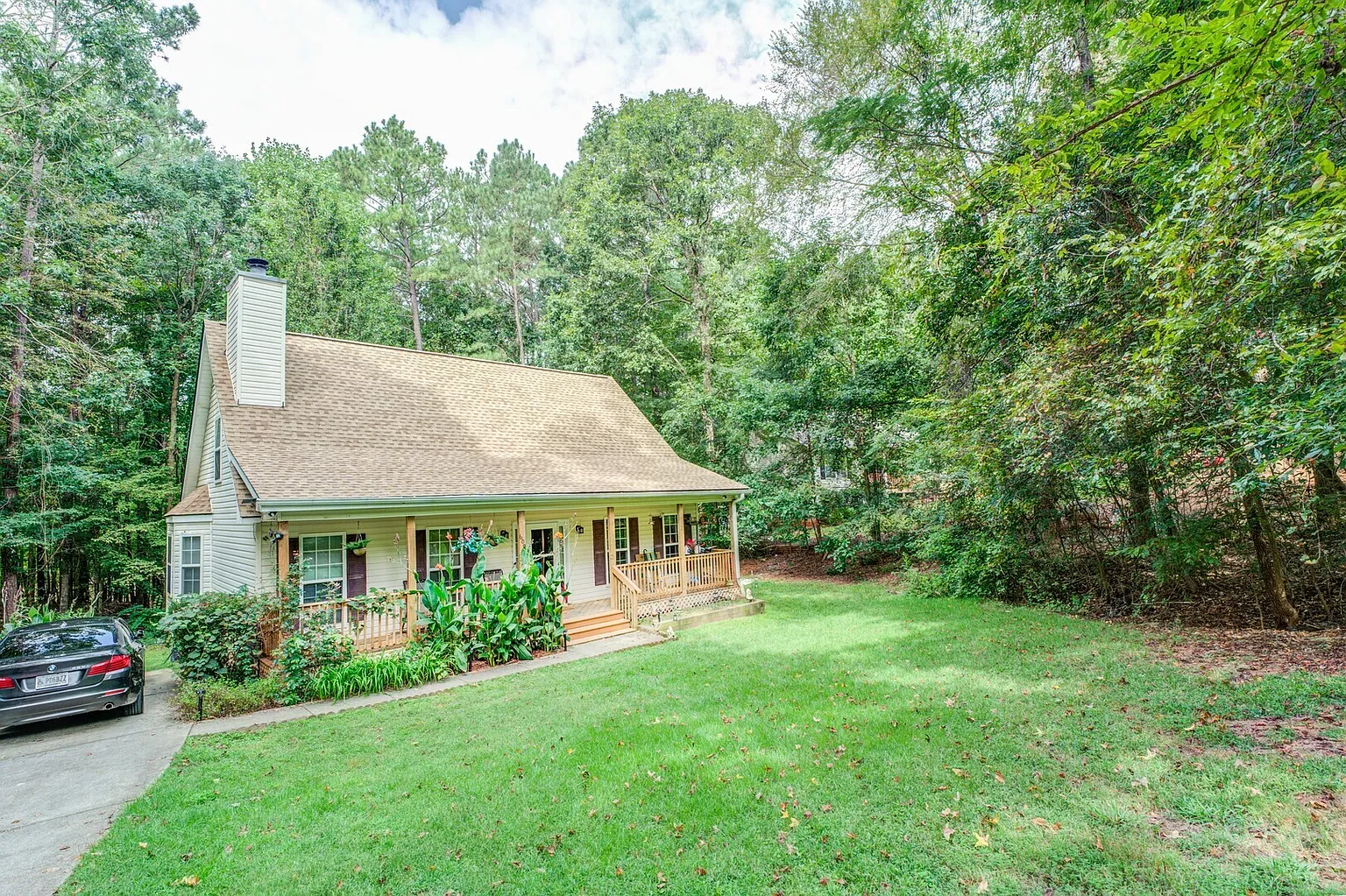 609 Pelican Cir photo 1