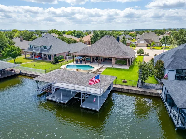 1104 Mallard Ct, Granbury, TX 76048