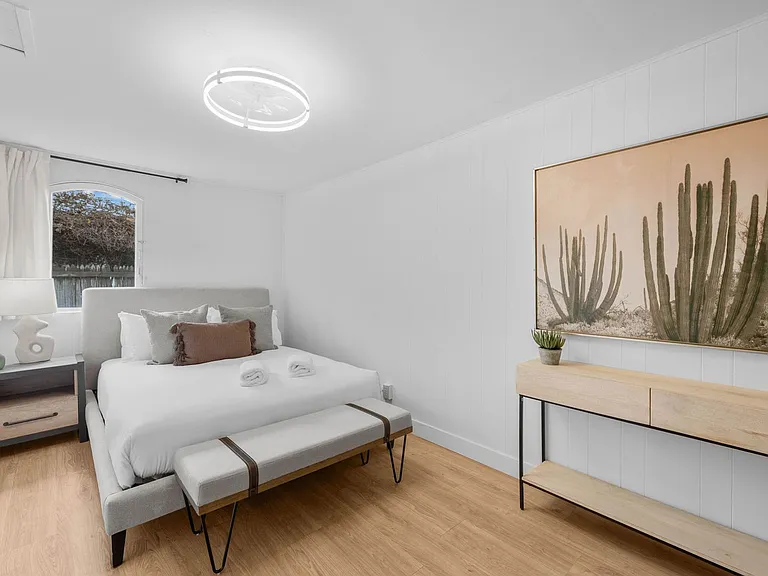 344 Bonair St — Photo 16