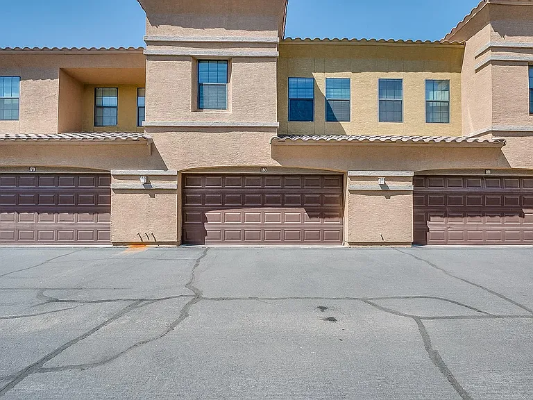 1702 E Bell Rd #180 — Photo 14