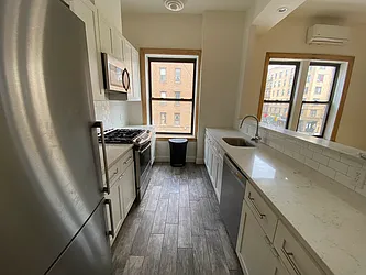 Rented by Premier Metro Realty Corp