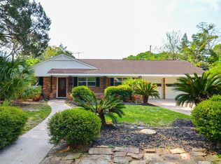 9817 Cedardale Dr, Houston, TX 77055