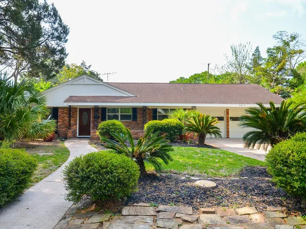 9817 Cedardale Dr, Houston, TX 77055