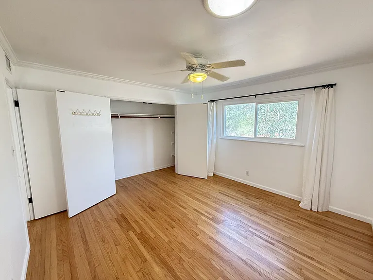1401 Forest Ave — Photo 16