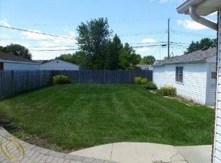 14900 Fairgrove St, Southgate, MI 48195