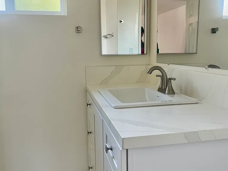 205 S 7th St #1 — Photo 11