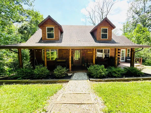 820 Pump Station Rd SE, Sugar Grove, OH 43155