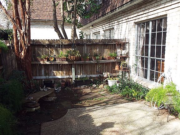 2nd image of 1045 Shook Ave APT 165Q