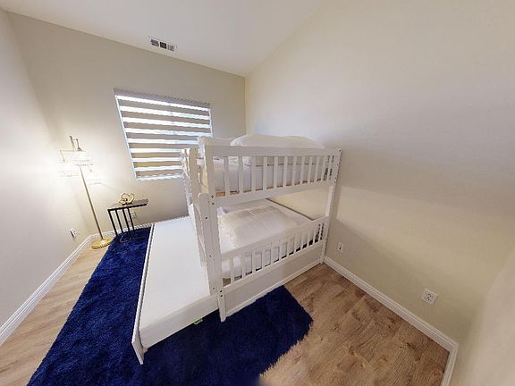 5th image of 1673 Thompson Ave