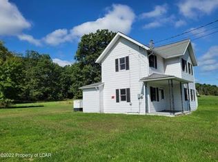 229 Buckwheat Hollow Rd, Monroe Township, PA 18618