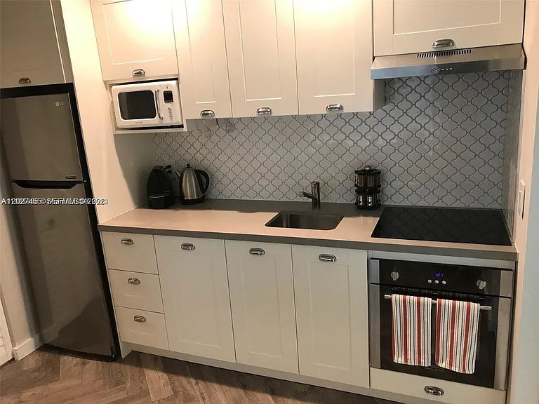 9920 Collins Ave #1 — Photo 5