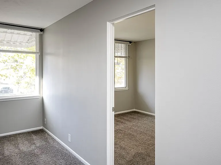 4815 S 131st St #15 — Photo 18
