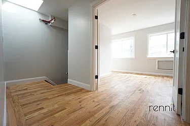 Rented by Rennit Inc.