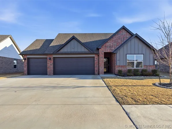 7220 E 154th Pl S, Bixby, OK 74008