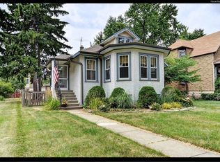 815 Mapleton Ave, Oak Park, IL 60302