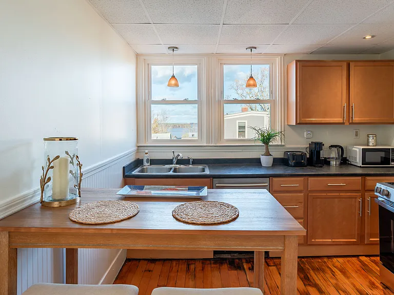 50 Montreal St #3 — Photo 15