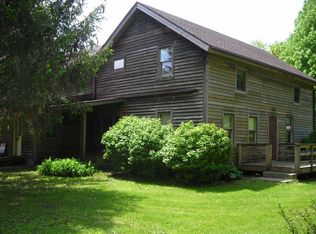 17553 W Barclay Rd, Milledgeville, IL 61051