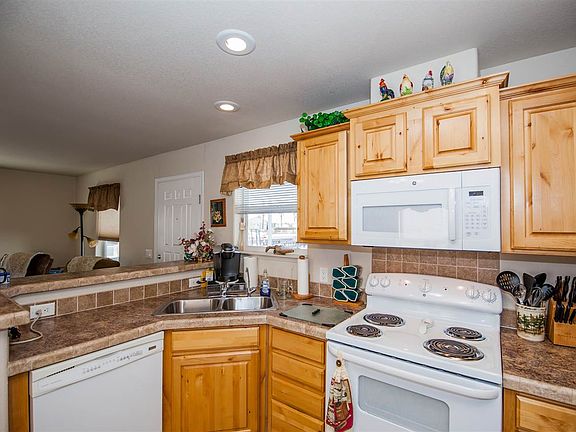 5th image of 11519 S Renee Ave