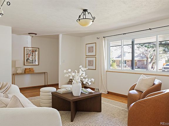 3rd image of 2515 S Leyden Street