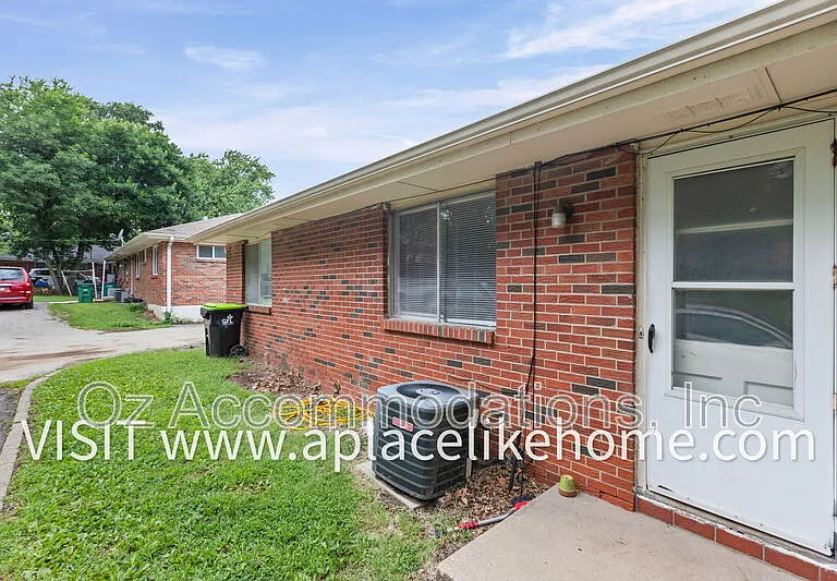 3607 W 47th St — Photo 15