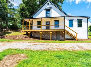 204 Hickory St #A, Granite Falls, NC 28630