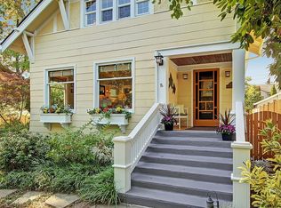 6203 Brooklyn Ave NE, Seattle, WA 98115