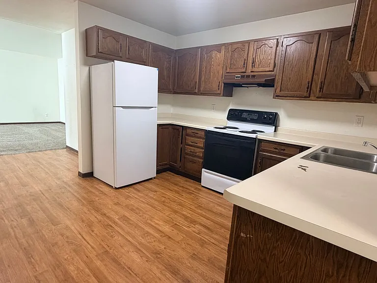 253 S Ridge St — Photo 23