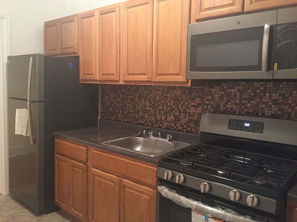 2nd image of 8346 118th St APT 6L