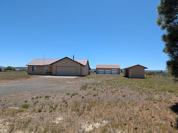 2nd image of 87764 Christmas Valley Hwy
