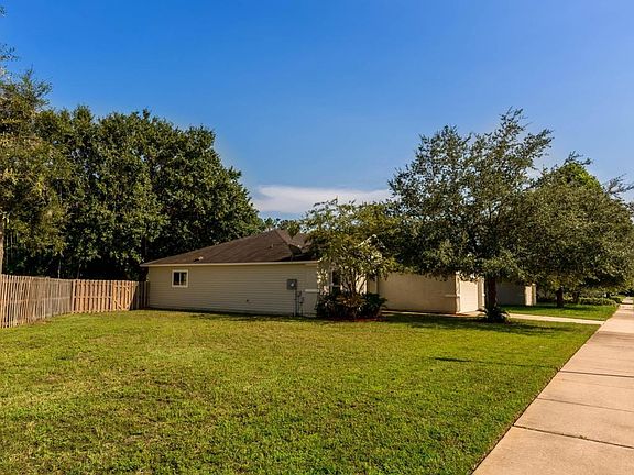 3rd image of 981 Collinswood Dr